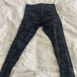 Athelta women’s camo leggings